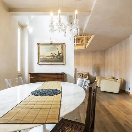 公寓 Garibaldi Penthouse